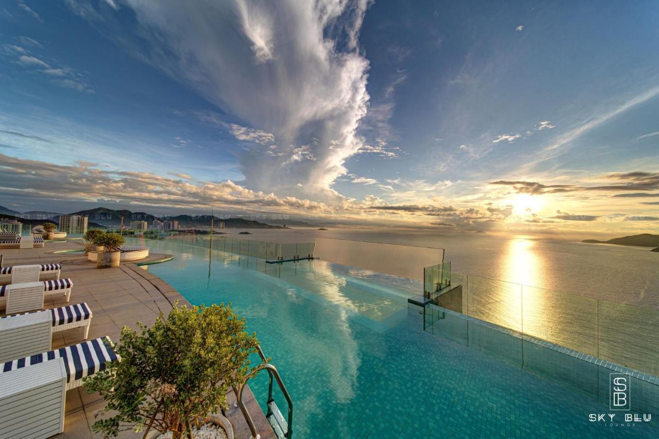 Panorama Central Nha Trang- Vietnam'S Highest Infinitive Rooftop Pool Exterior foto